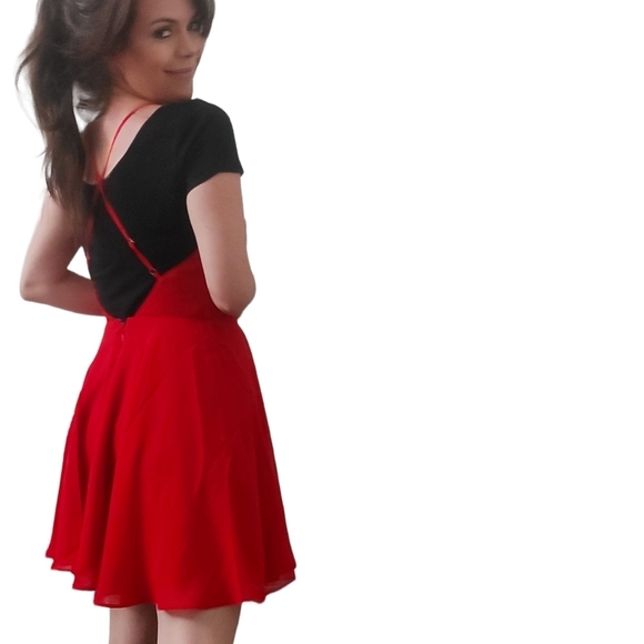 Bebe NEW Cross Back Chiffon Skater Dress Red Size 4 - Picture 9 of 17